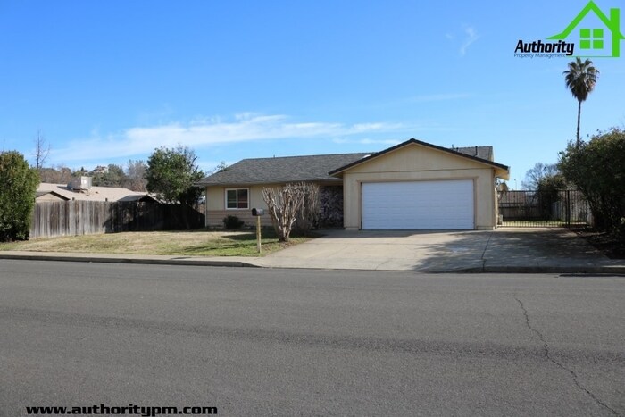Primary Photo - 2439 Lake Redding Dr
