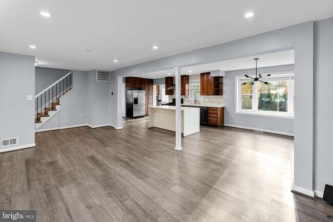 Foto del edificio - 6910 Ontario St