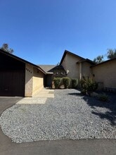 Building Photo - 5804 W Robinwood Ave