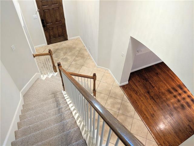 Building Photo - 10321 Cochron Dr