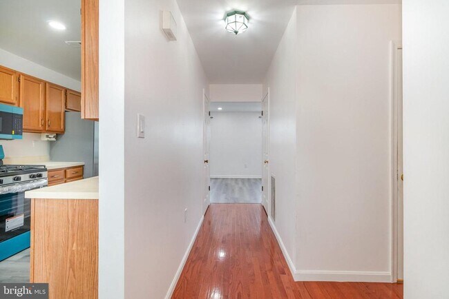 Foto del edificio - 6212 Spring Knoll Dr