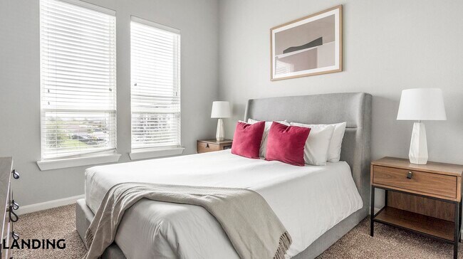 Foto del edificio - 4300 Cromwell Dr
