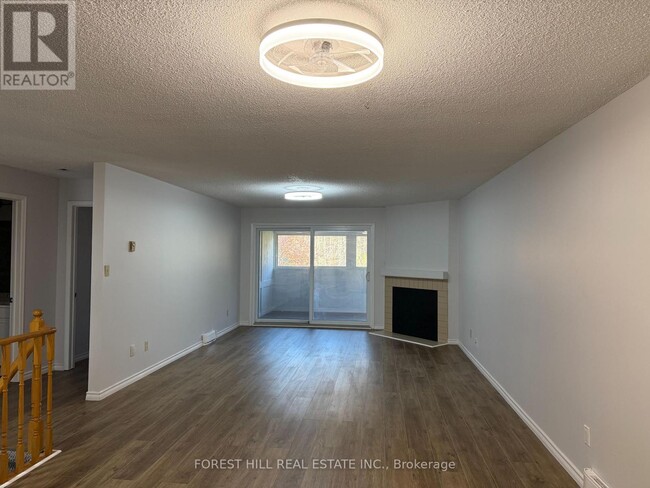 Photo du bâtiment - 31 Laguna Pkwy