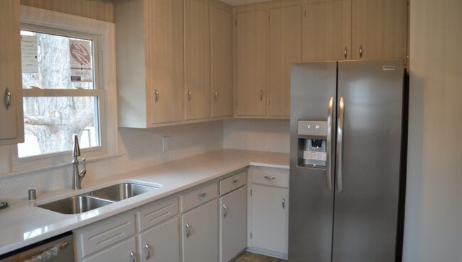 Building Photo - 5503 Flamingo Rd