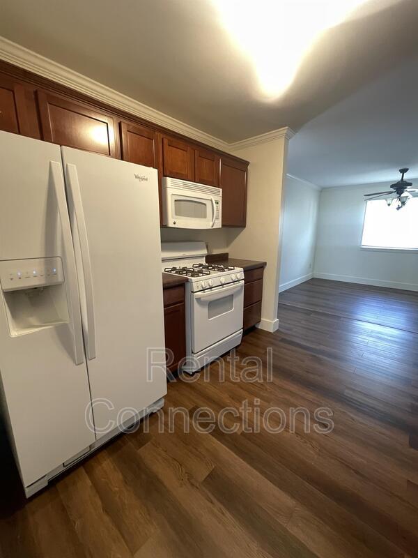 Foto del edificio - 3300 W Hawthorne Ct