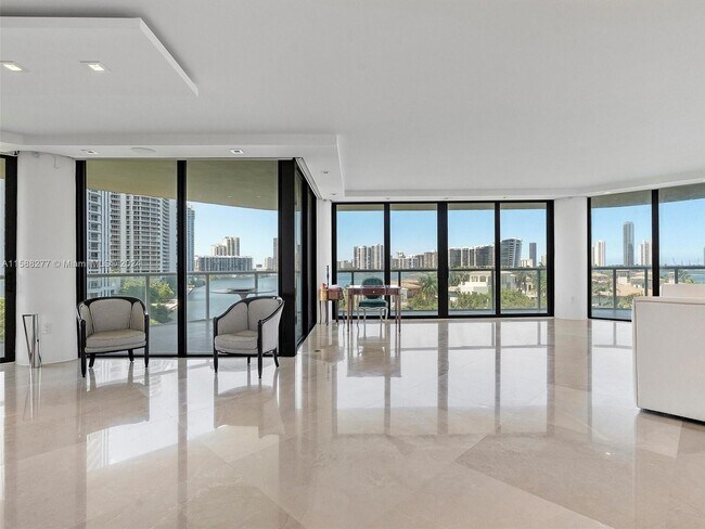 Building Photo - 4000 Island Blvd