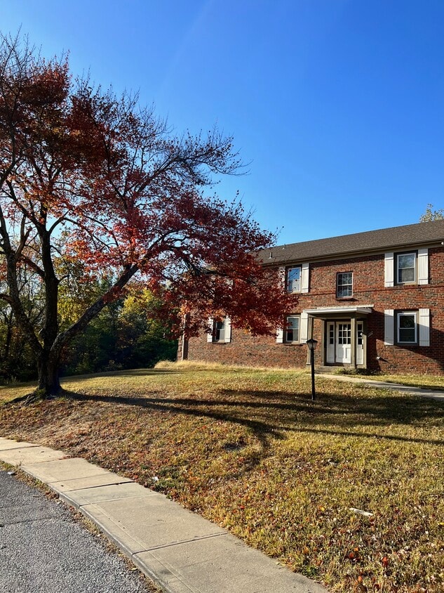 Primary Photo - 8600 Countryshire Ln