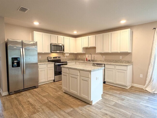 Foto del edificio - 7305 Lakeside Oak Ct