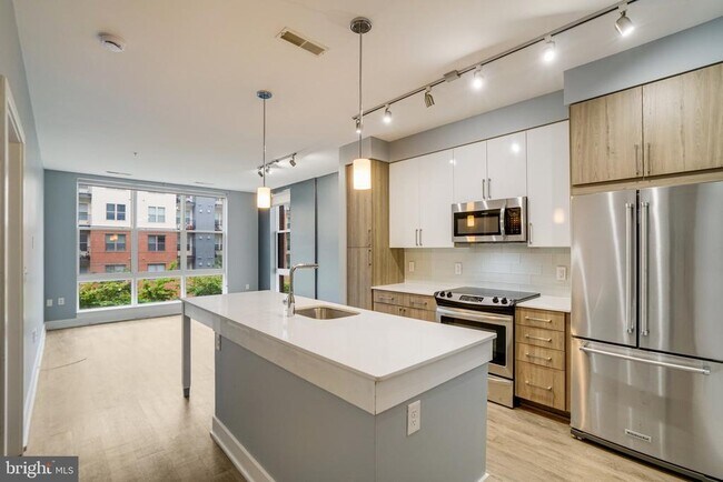 Foto del edificio - 145 Riverhaven Dr