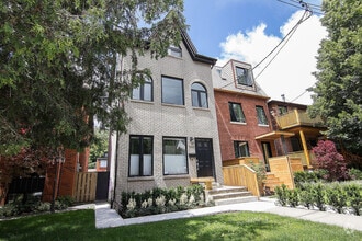 Building Photo - 900 Manning Ave