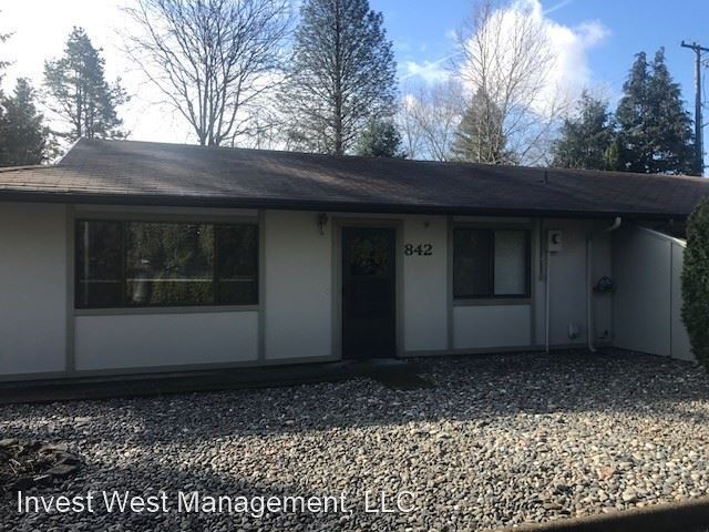 Primary Photo - 830-858 Washougal River Rd