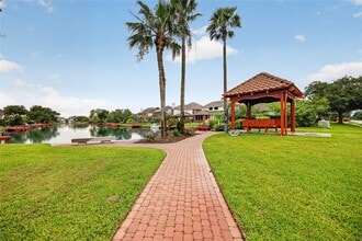 Building Photo - 9910 Ripple Lake Dr