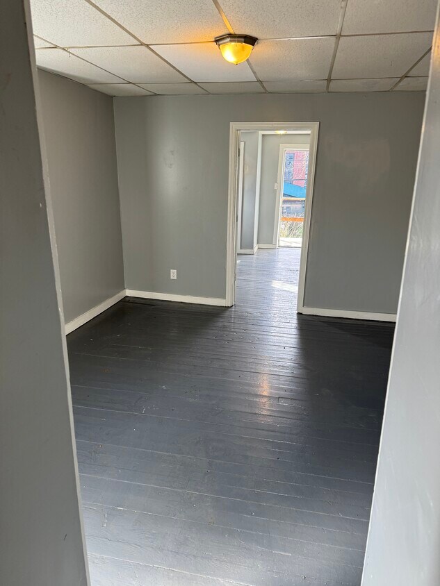 409 Clayton St Unit 3, Rivesville, WV 26588 Apartments in Rivesville