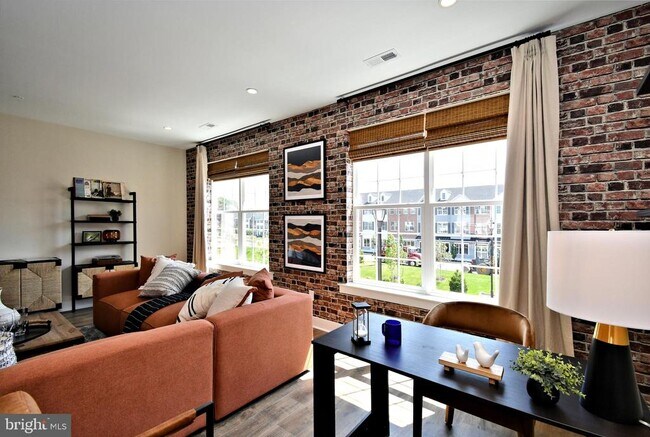 Foto del edificio - 200 Souders Wy