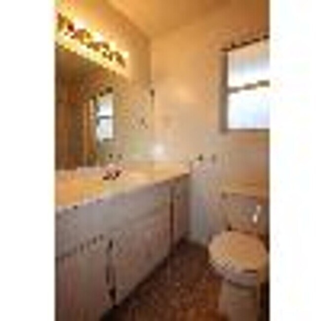Building Photo - 8139 E Long Mesa Dr
