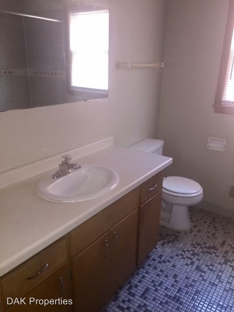 Building Photo - 7409 N Teutonia Ave