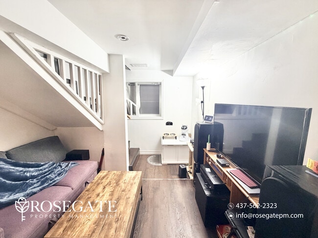 Photo du bâtiment - Pet-Friendly 1-Bedroom Main-Level Apartment with Parking in Cambridge