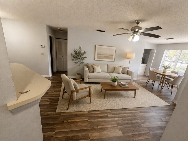 Foto del edificio - 3360 Pinewalk Dr N