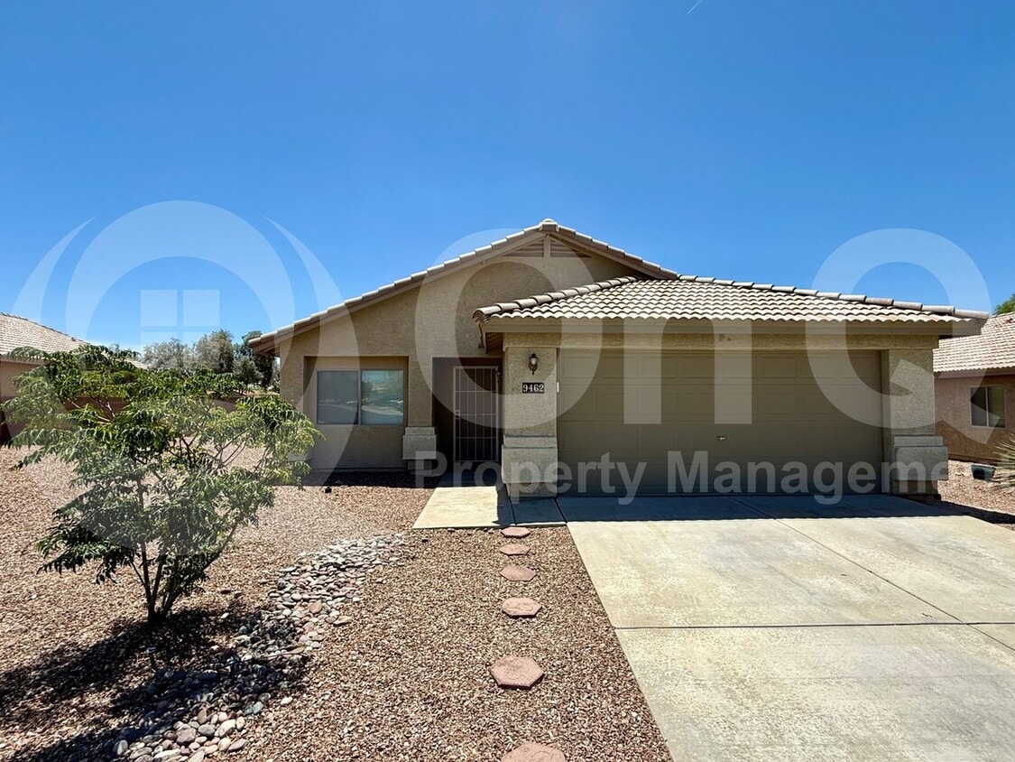 Primary Photo - 9462 N Scarlet Tanager Ln