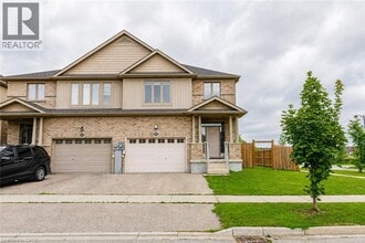 Building Photo - 485 Avens St