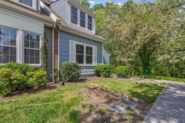 Building Photo - 16 Brandywine Ct