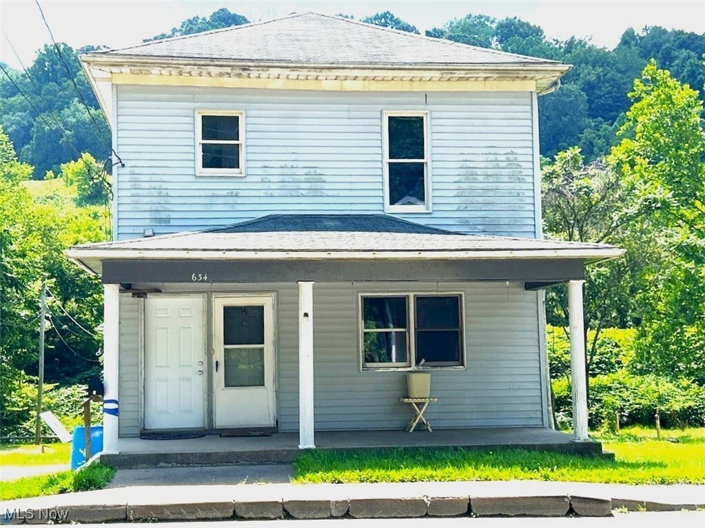 Primary Photo - 634 Cove Rd