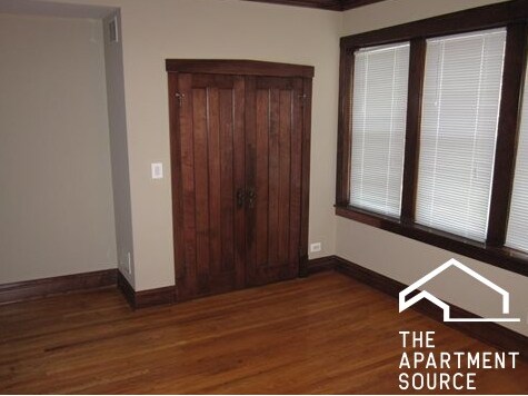 Foto del edificio - 3515 W Argyle St