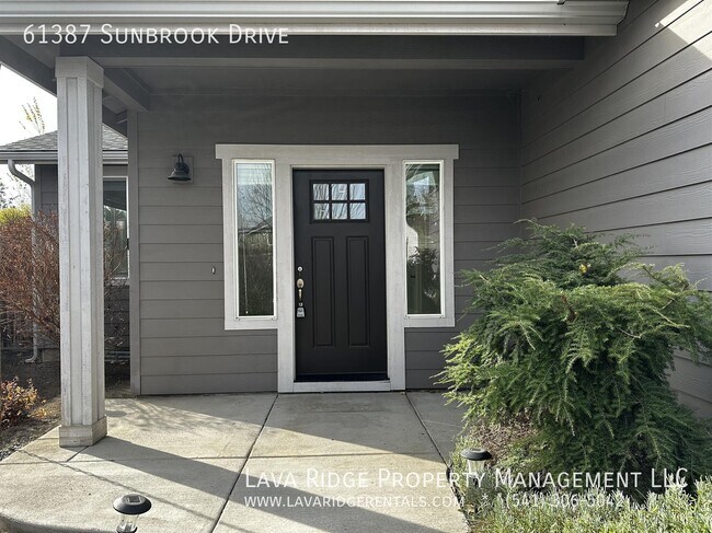 Foto del edificio - 61387 Sunbrook Dr