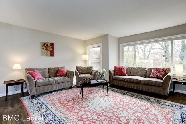 Foto del edificio - 4 br, 2 bath House - 2802 Dawson Ave