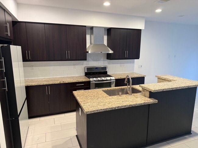 Building Photo - 2623 Aperture Cir