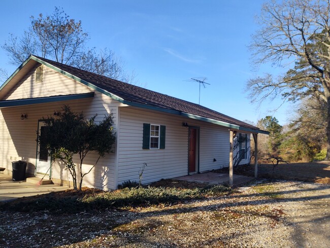 Building Photo - 8459 AR-128