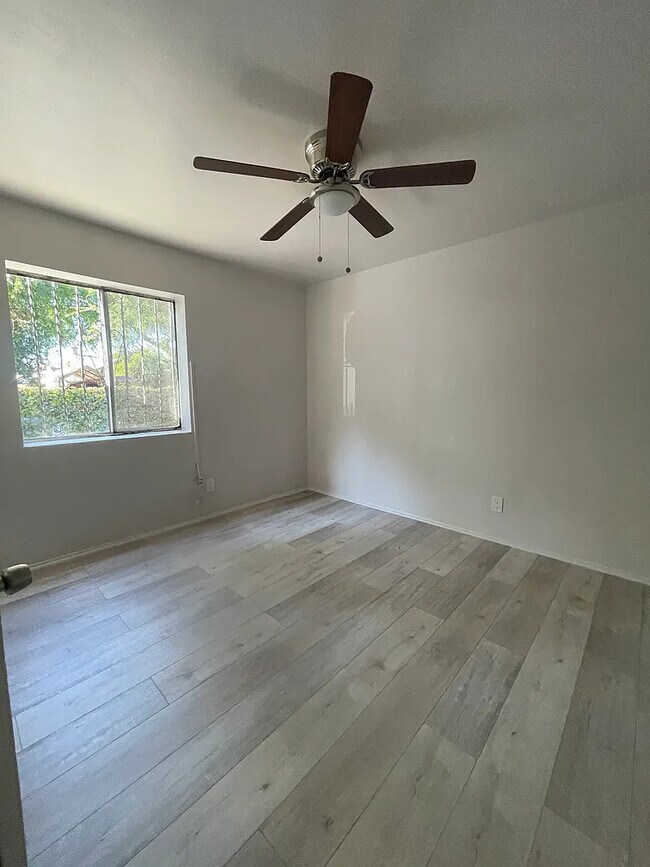 Dormitorio 2 - 118 E 84th Pl