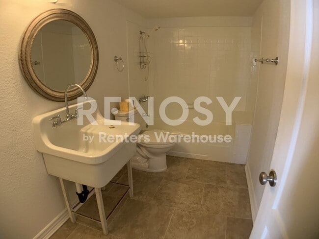 Foto del edificio - 3420 W Danbury Dr