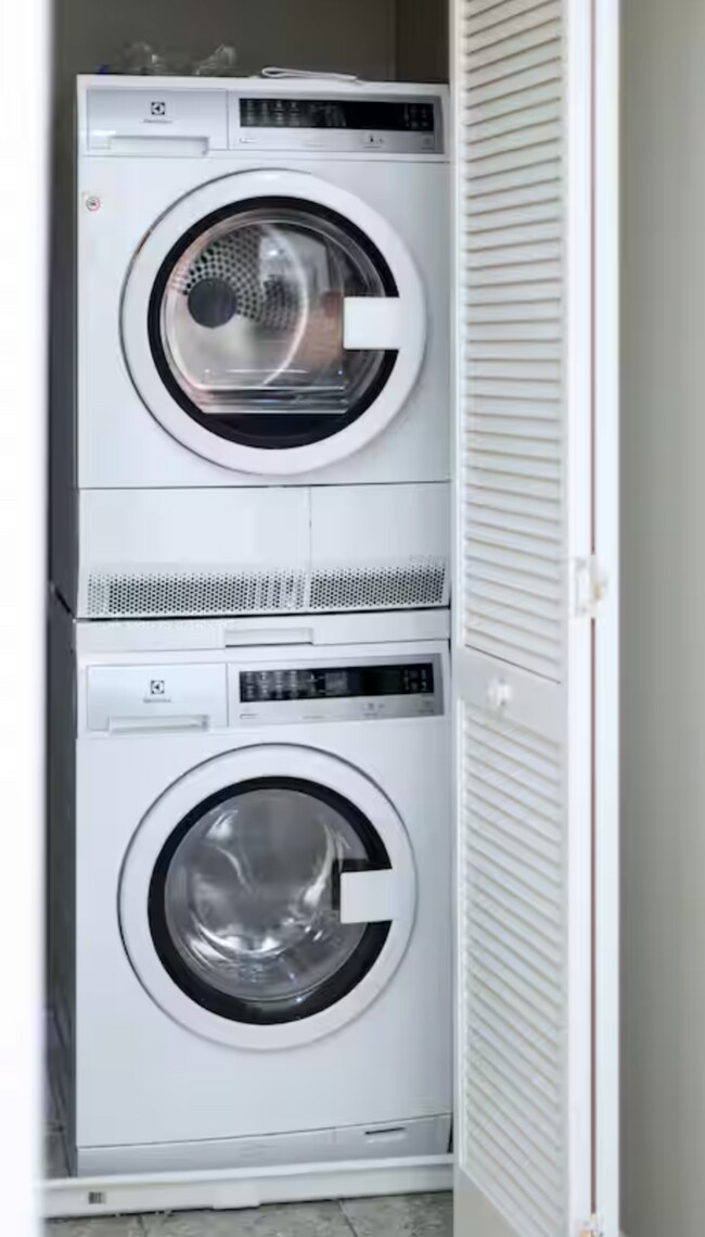 Foto del edificio - 1505 Commonwealth Ave