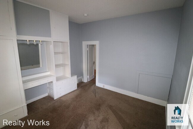 Building Photo - 4 br, 2 bath House - 2713 North 59th Street