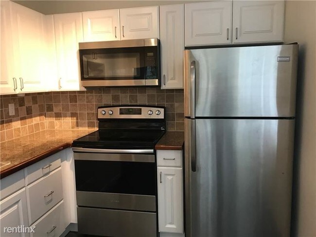 Foto del edificio - 2 br, 2 bath  - 9420 Tangerine Pl Apt 102B