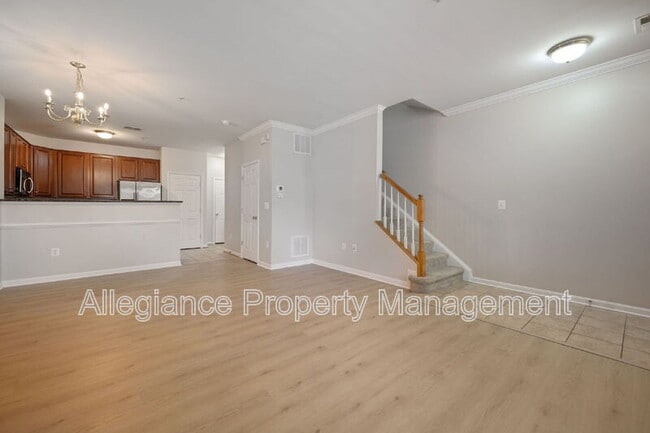 Building Photo - 15555 John Diskin Cir