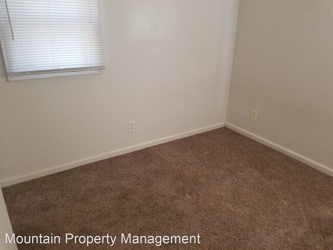 Foto del edificio - 1 br, 1 bath House - 653 Knoll Drive