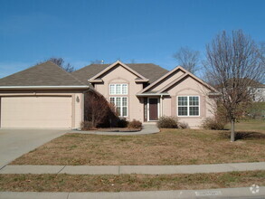 Building Photo - 13280 Timber Park Dr