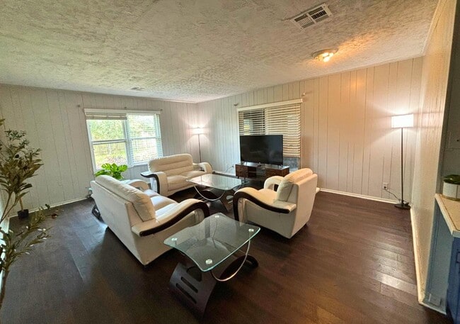 Photo - 13025 Joliet St Apartment