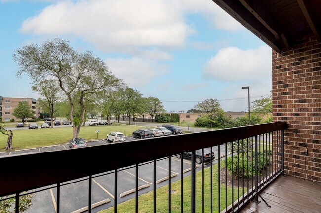 Foto del edificio - 900 Perrie Dr