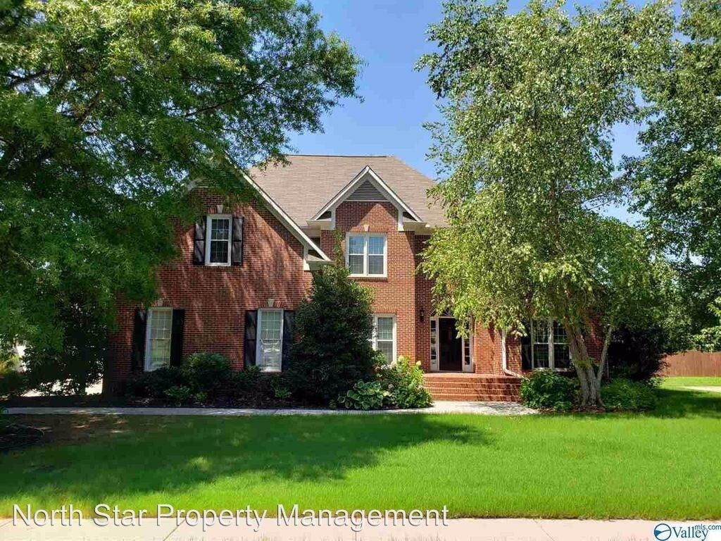 Foto principal - 4 br, 4 bath House - 3040 Augusta Trace SE