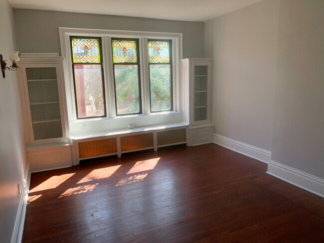 Foto del edificio - 5416 Bossart St