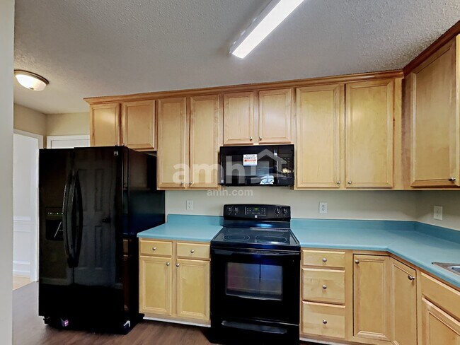 Foto del edificio - 116 Nightshade Ln