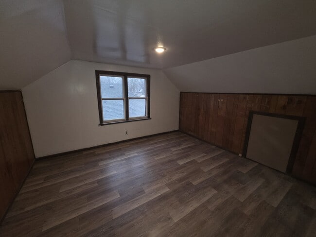 Building Photo - 9262 Fielding St