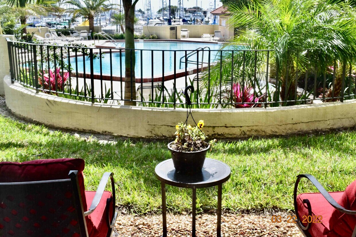 Foto principal - 3326 Harbor Dr