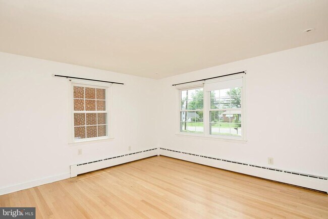 Foto del edificio - 6700 Livingston Rd