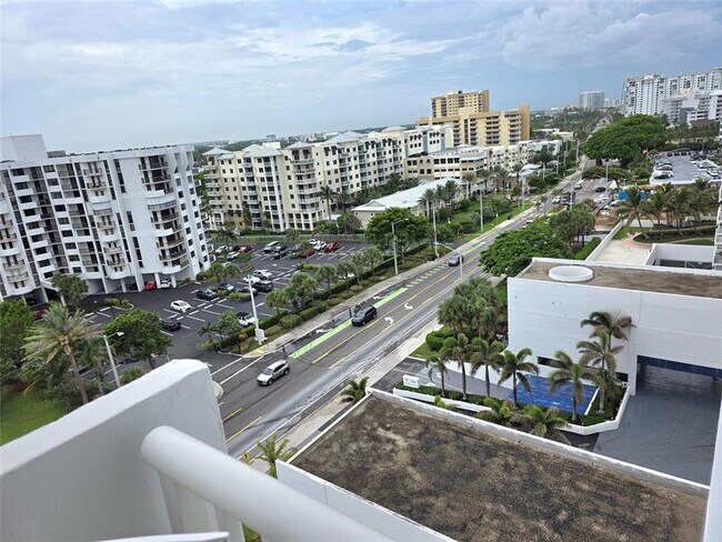 Building Photo - 1370 S Ocean Blvd