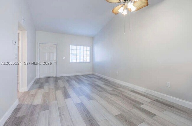 Foto del edificio - 6475 SW 130th Pl