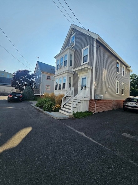 Building Photo - 23 Columbia Ct